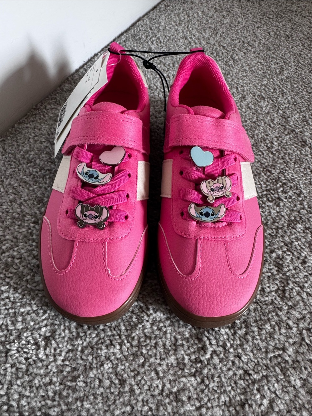 H&M Girls Lilo & Stitch Disney Sneakers Size 13.5- NWT